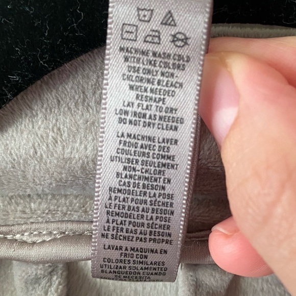 SKIMS Lounge Cardigan With Belt Size M Gray Velour Soft Cozy Fall Winter - Picture 6 of 6